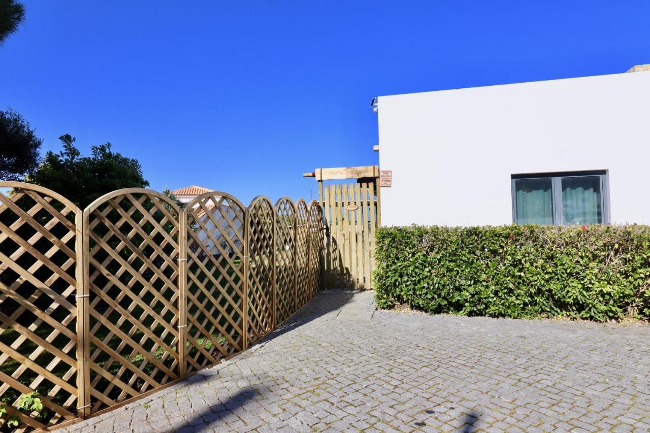 Penedo Escape Sea Suites Colares Bagian luar foto