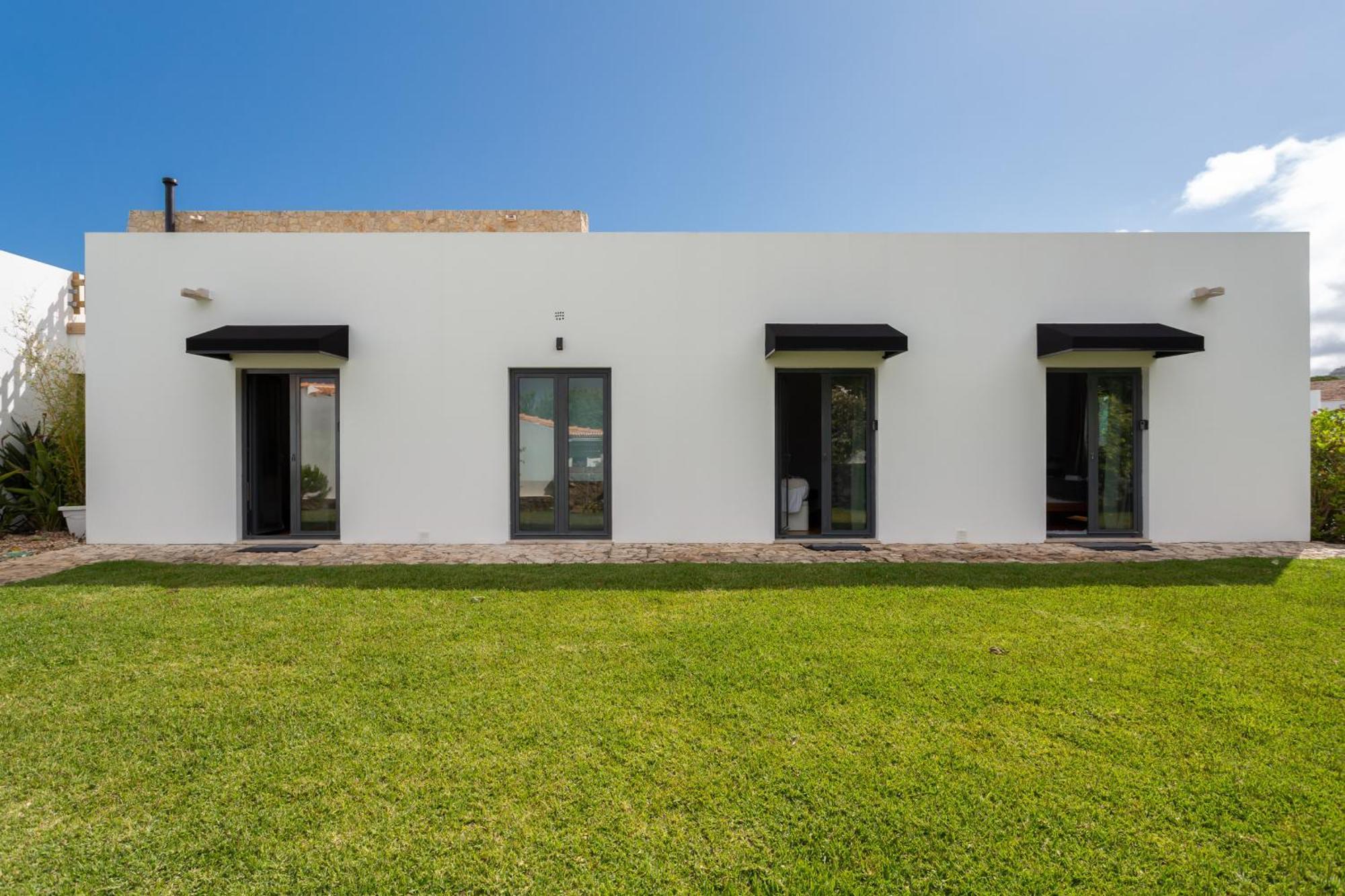 Penedo Escape Sea Suites Colares Bagian luar foto